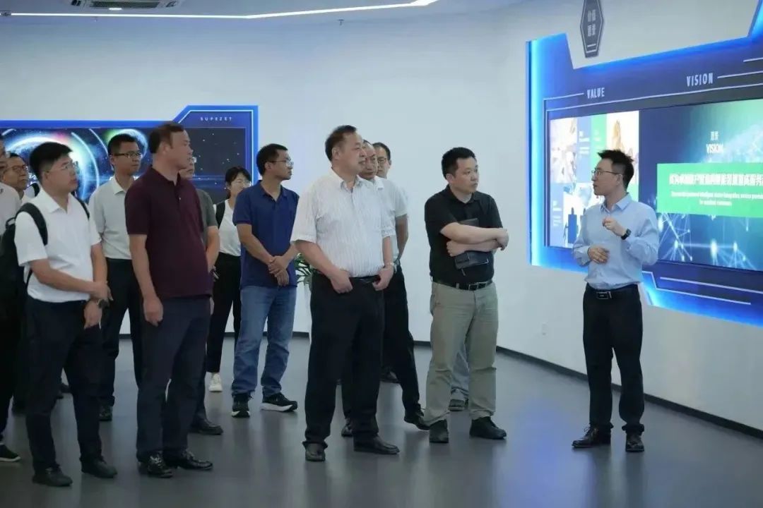 新能源 新动力 新未来|尊龙凯时股份“动力与能源产业集群”圆桌座谈会顺利召开